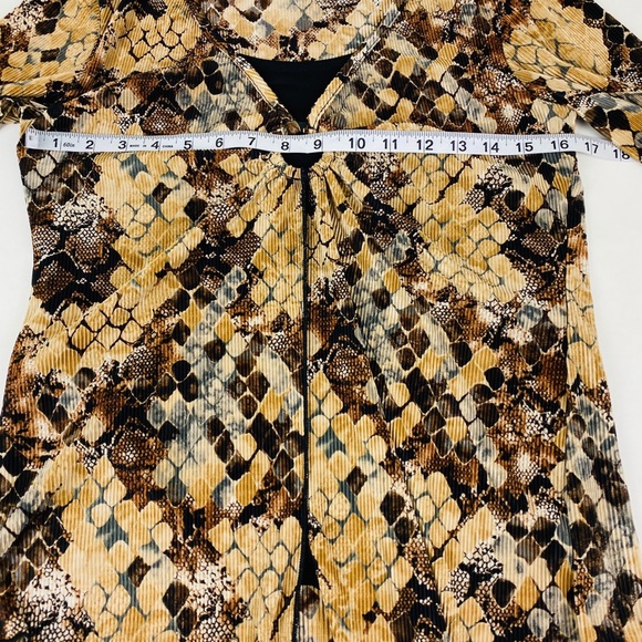 Brittany Black- 3/4 Sleeves-Brown-Medium Petite - Picture 3 of 7